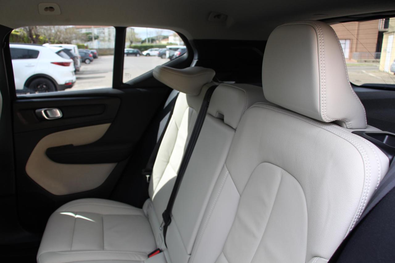 VOLVO XC40 N1 1.5 T4 plug-in hybrid Inscription Expression my21