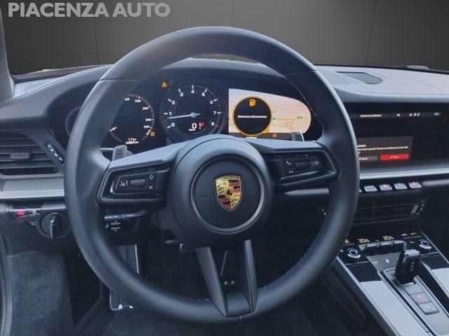PORSCHE 992 Carrera
