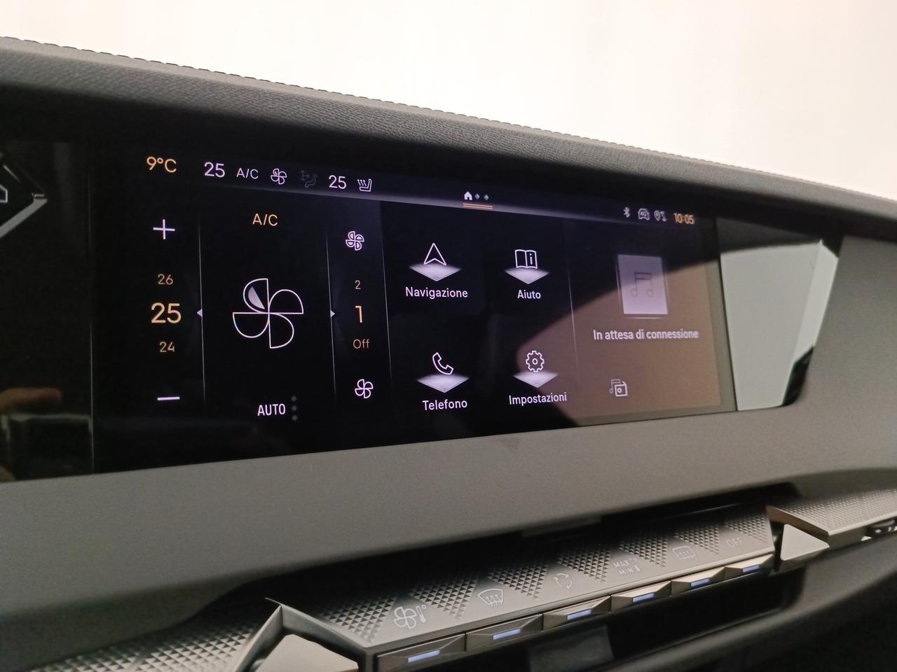 DS DS4 Esprit de Voyage E-TENSE 225cv