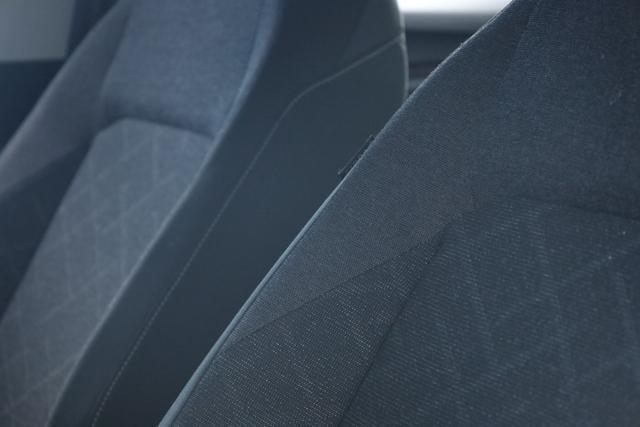 VOLKSWAGEN Golf 1.0 eTSI EVO DSG Life