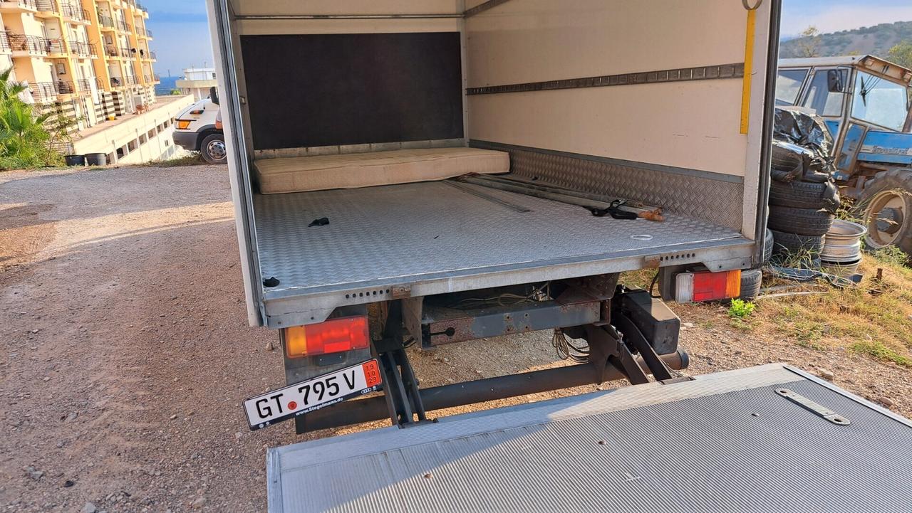 Iveco 35C13 PATENTE B PEDANA IDRAULICA