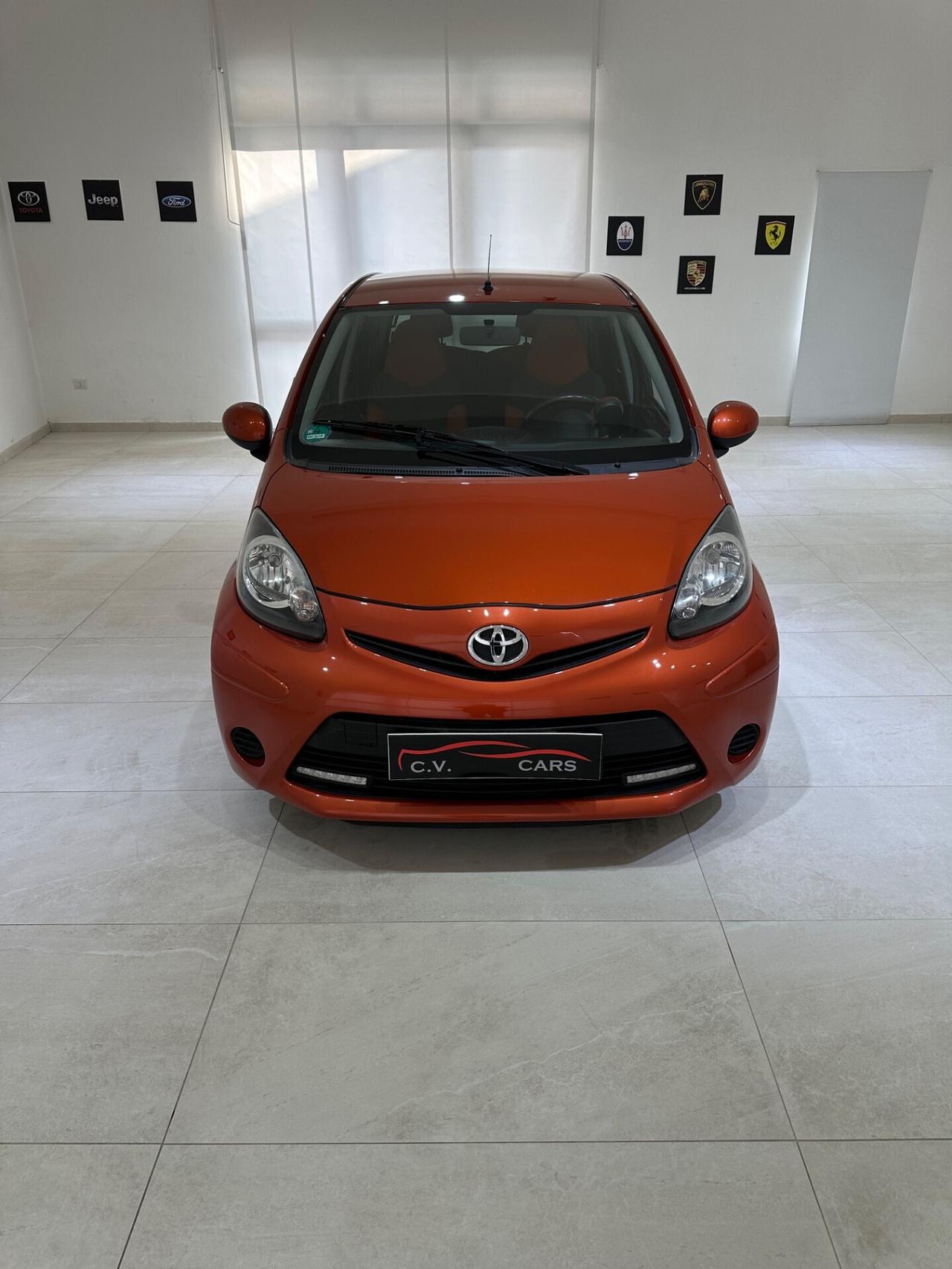 Toyota Aygo 1.0 12V VVT-i 5 porte Lounge