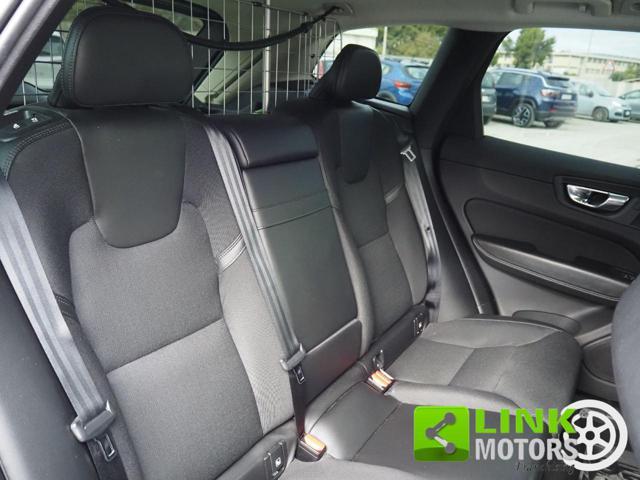 VOLVO XC60 D4 AWD Geartronic Business