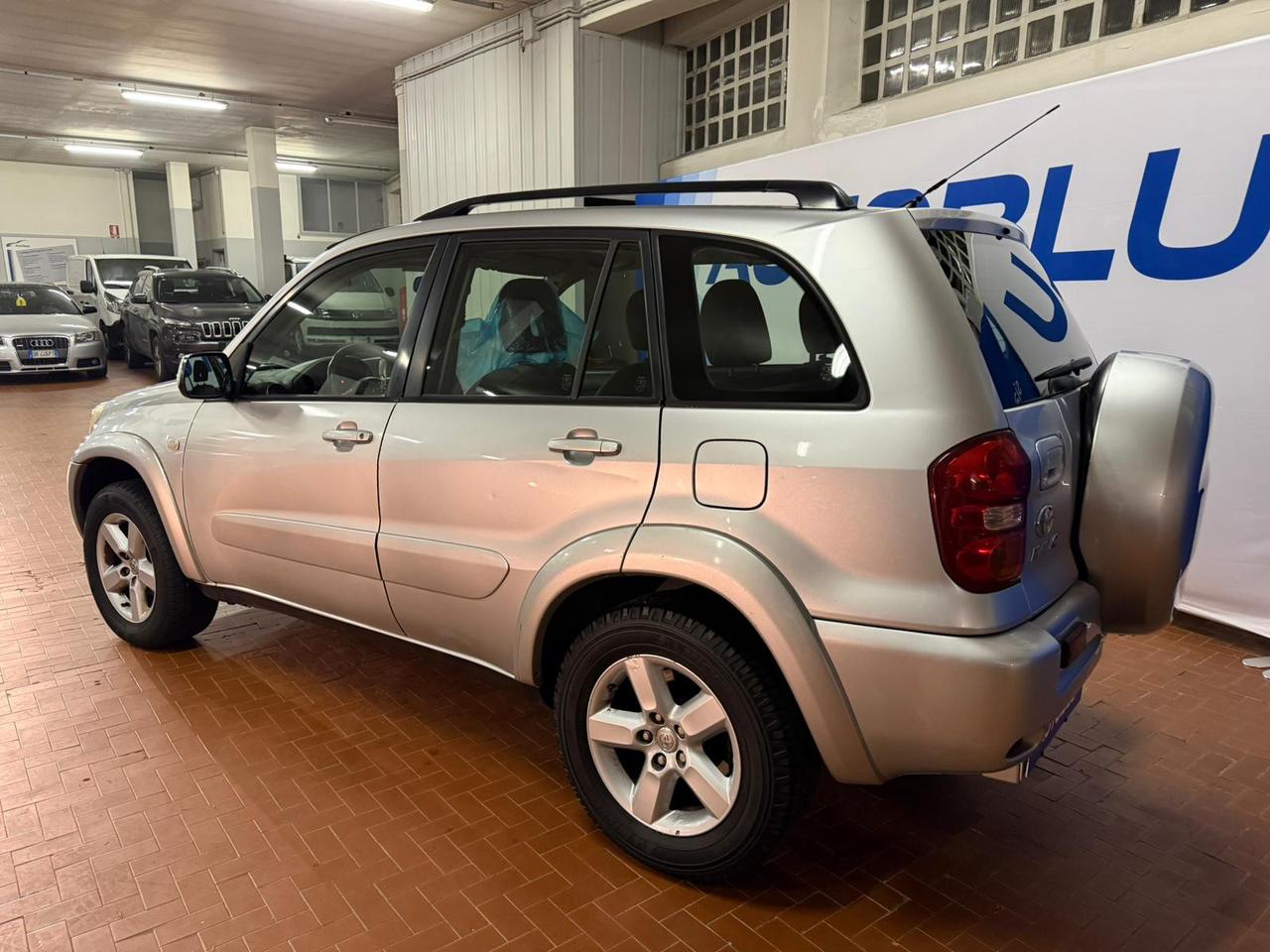 Toyota Rav4 5p 2.0 d-4d 16v sol fl