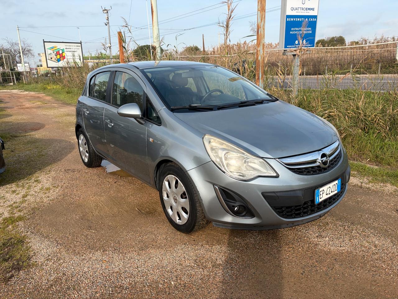 OPEL CORSA 1.2 ANNO 2013 KM 125.000 ADATTA NEOPATENTATI