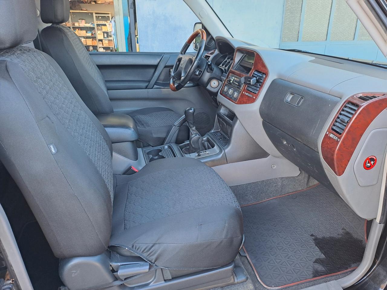 Mitsubishi Pajero 3.2 TDI 160 CV DID GLS AUTOCARO N1