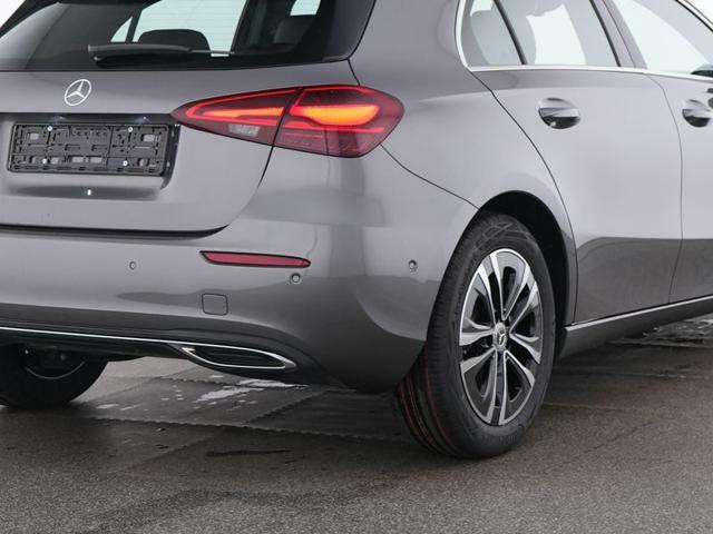 MERCEDES-BENZ A 180 Automatic Progressive Advanced