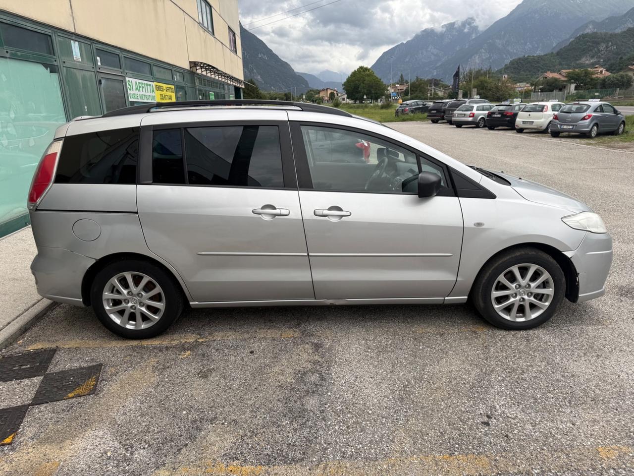 Mazda 5 - 7 POSTI
