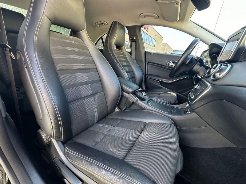 Mercedes-Benz CLA CLA 200 d Automatic 4Matic Premium