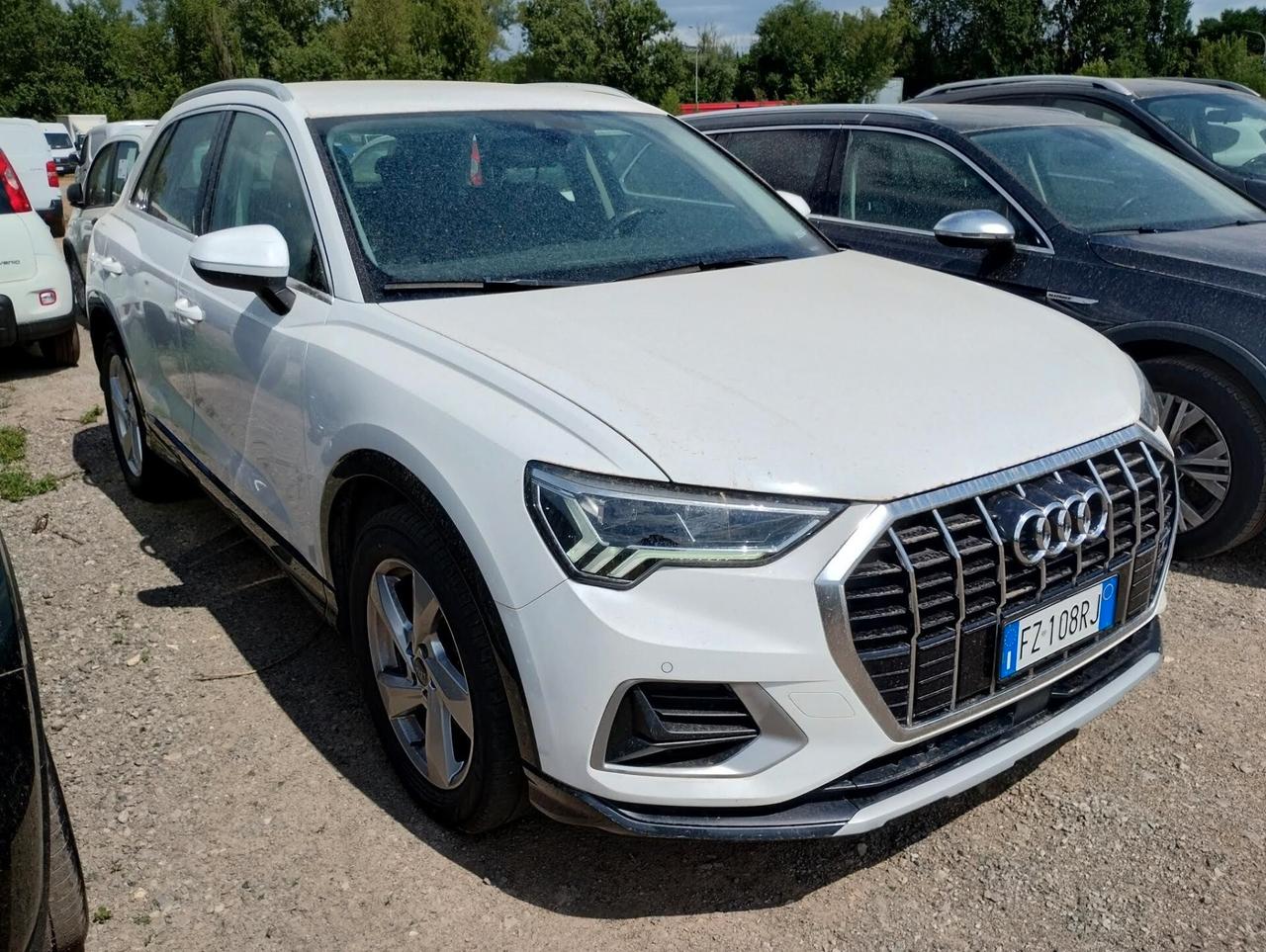 Audi Q3 35 TDI quattro Business Advanced