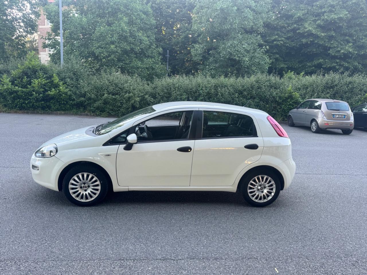 Fiat Punto 1.2 8V 5 porte (SU APPUNTAMENTO)