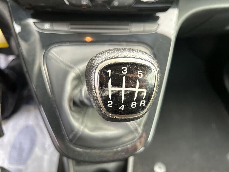 Lancia Ypsilon III 2021 1.0 firefly hybrid Gold s&s 70cv