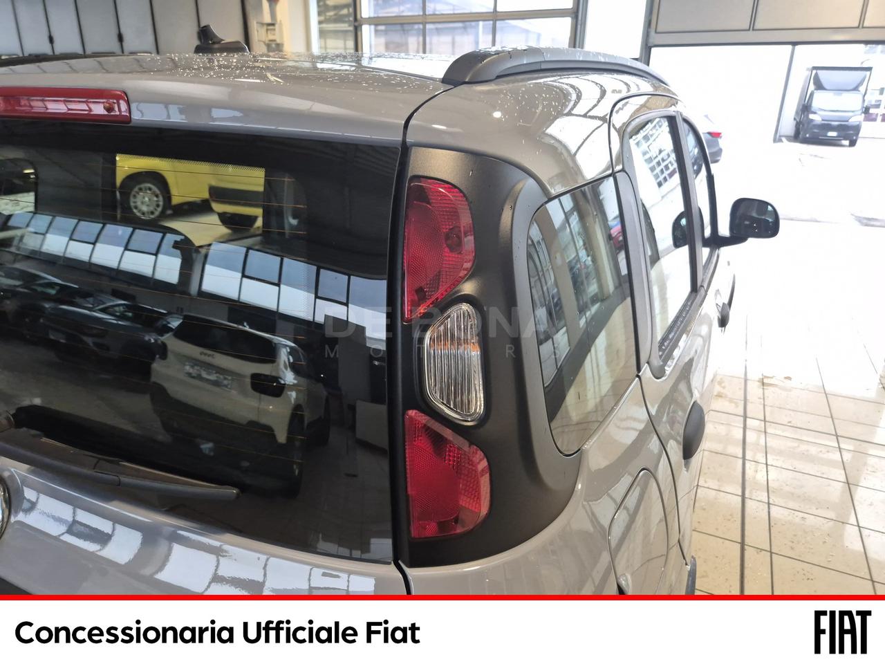 Fiat Panda 1.0 hybrid city cross s&s 70cv