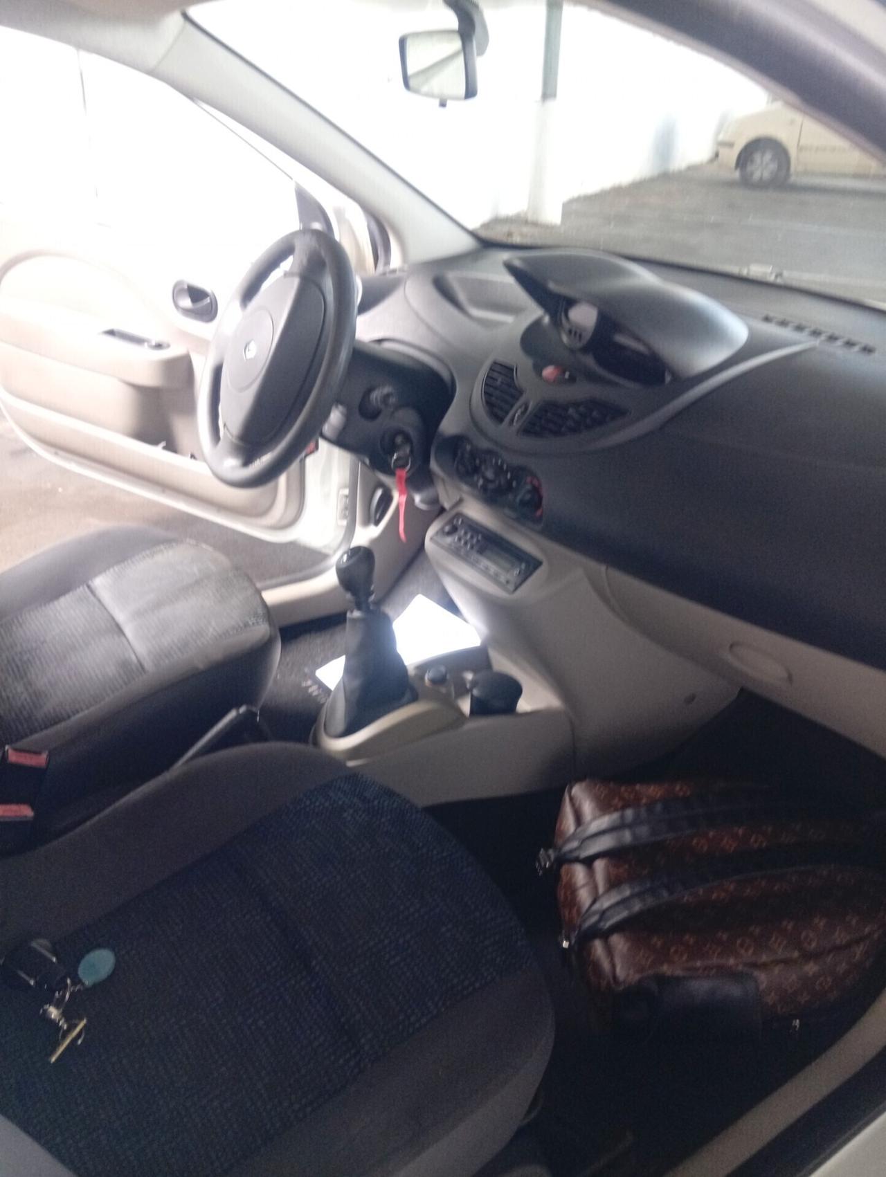 Renault Twingo 1.2 Sport & Sound