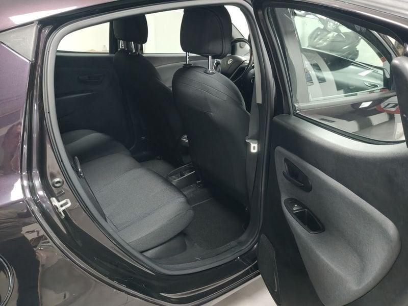 Lancia Ypsilon Ypsilon 1.2 69 CV 5 porte S&S Platinum GPL