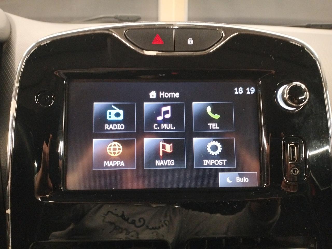 Renault Clio 0.9 TCe 12V 90CV 5 porte Costume National - NEOPATENTATI