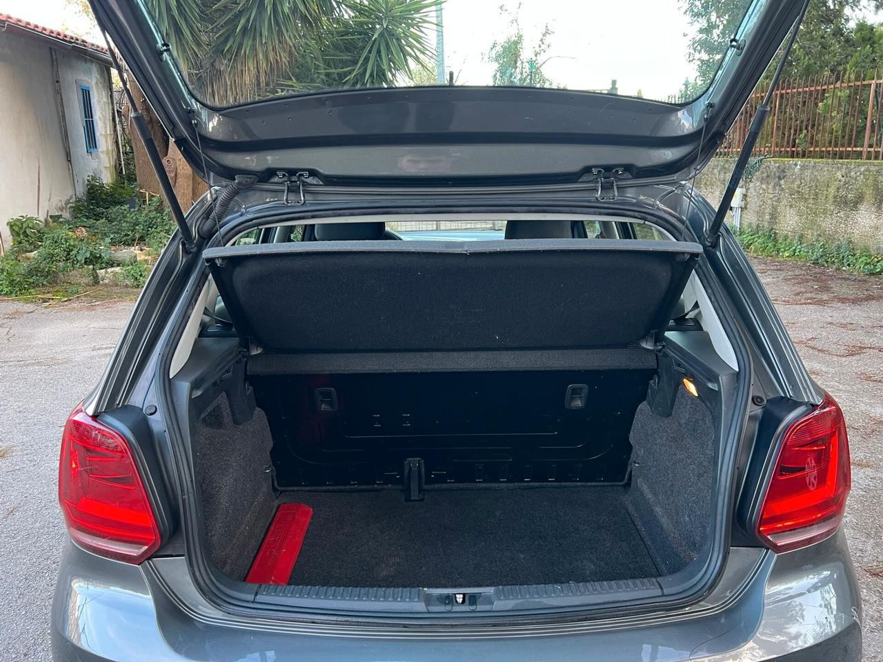 VOLKSWAGEN POLO 1.4 TDI Business 5p - 2017