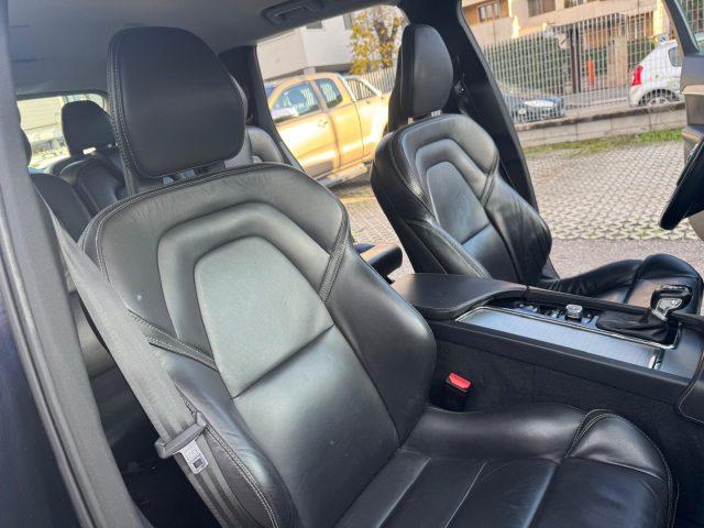 VOLVO XC90 D5 AWD Geartronic 7 posti Inscription