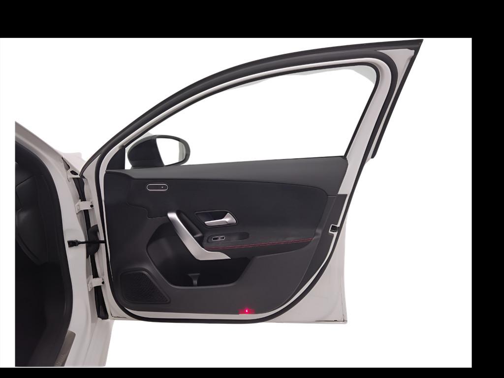 Mercedes-Benz Classe A - W177 2018 - A 180 d Premium auto