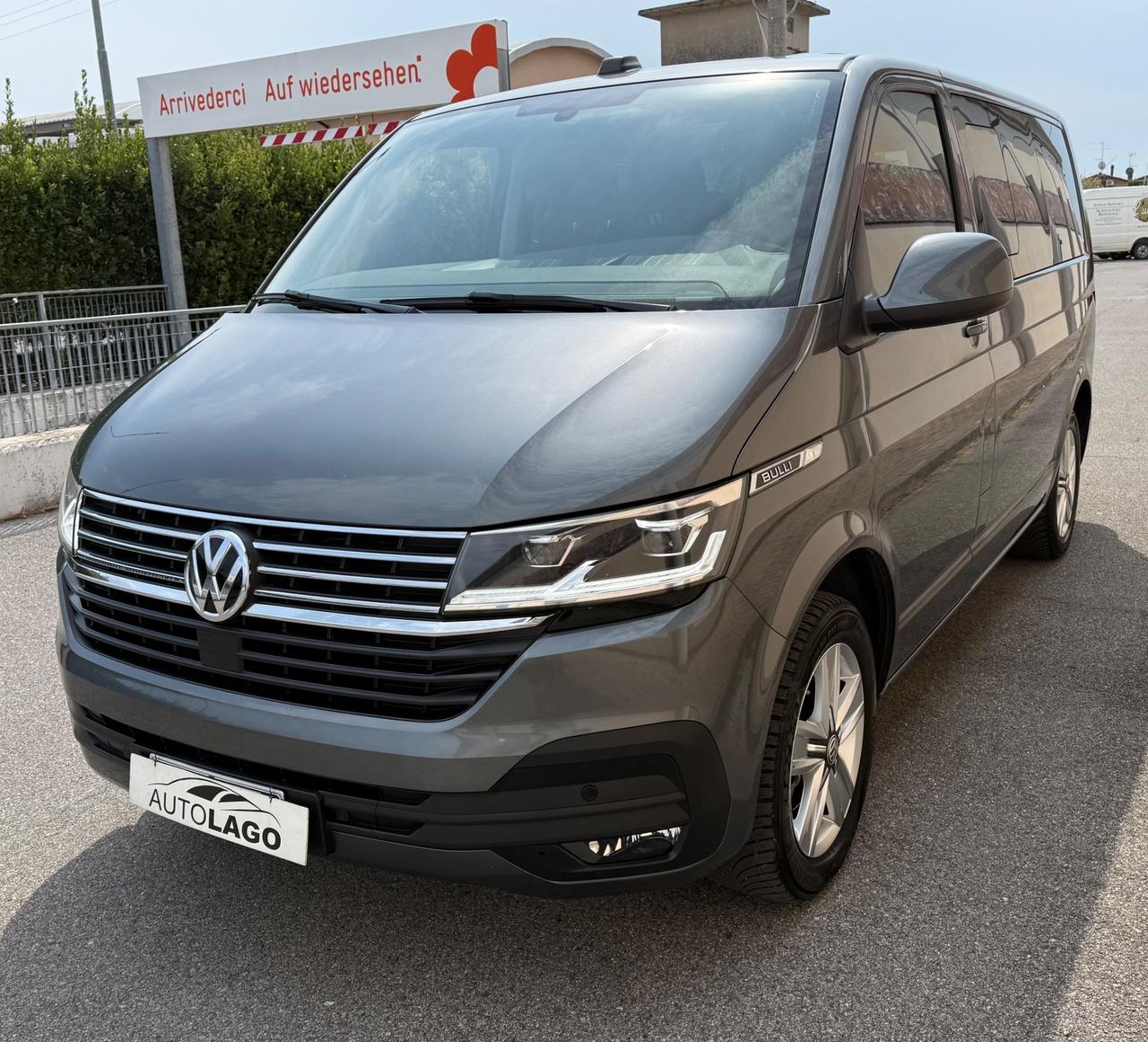 Volkswagen Caravelle 2.0 TDI 150CV DSG Cruise 9Posti