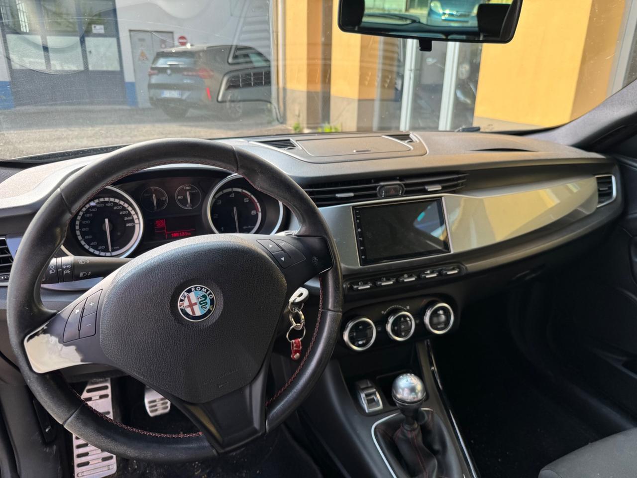 Alfa Romeo Giulietta 1.6 JTDm-2 105 CV Distinctive