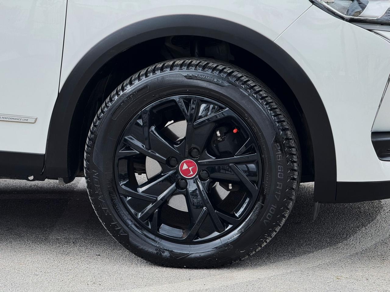 DS 3 Crossback 1.5 BlueHDi Performance Line 130CV