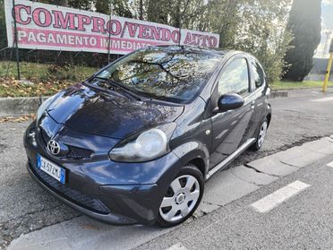 Toyota Aygo 1.0VVT-i 3 p 56000km unipro accessoriata e tagliandata