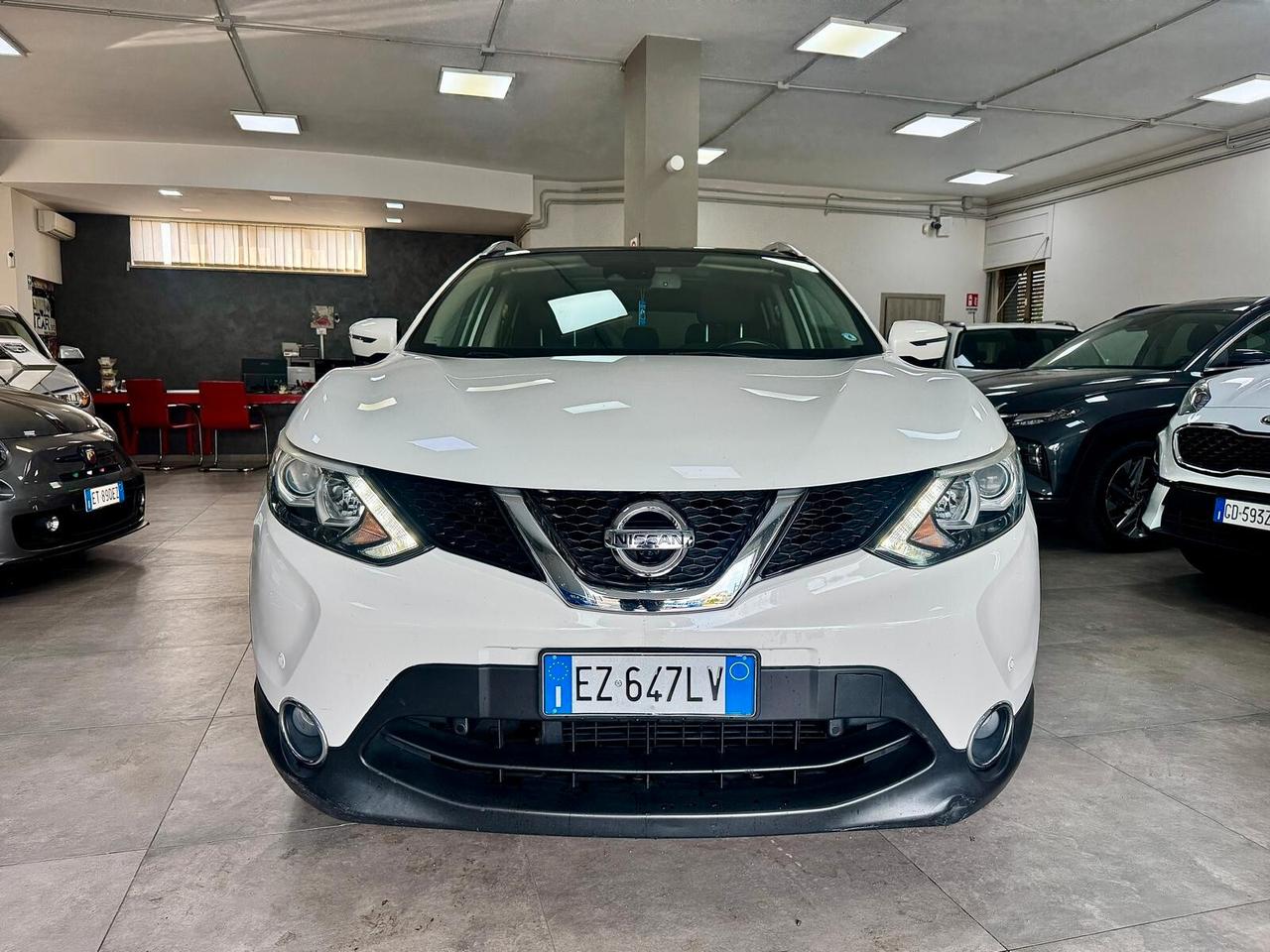 Nissan Qashqai 1.5 dCi 110cv Tekna 2015