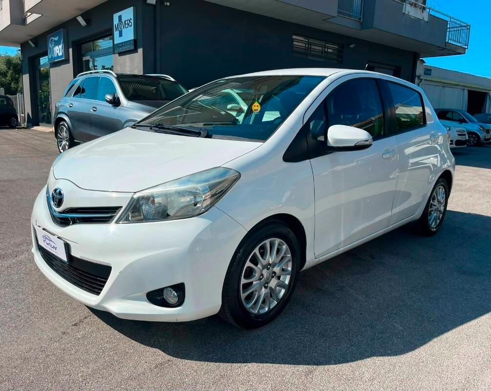 Toyota Yaris 1.4 d-4d Lounge s CL 5p