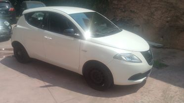 Lancia Ypsilon 1.2 GPL - 2015
