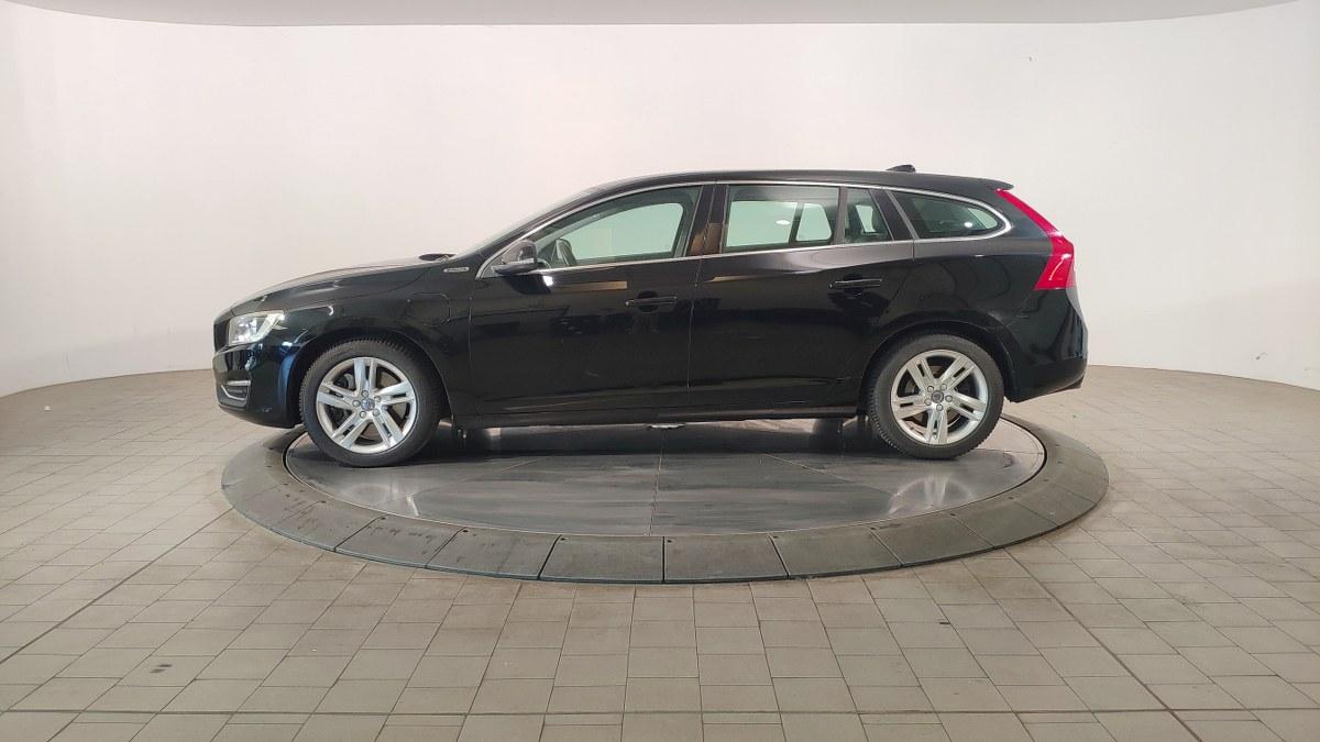 VOLVO V60 D6 Twin Engine Geartronic Summum