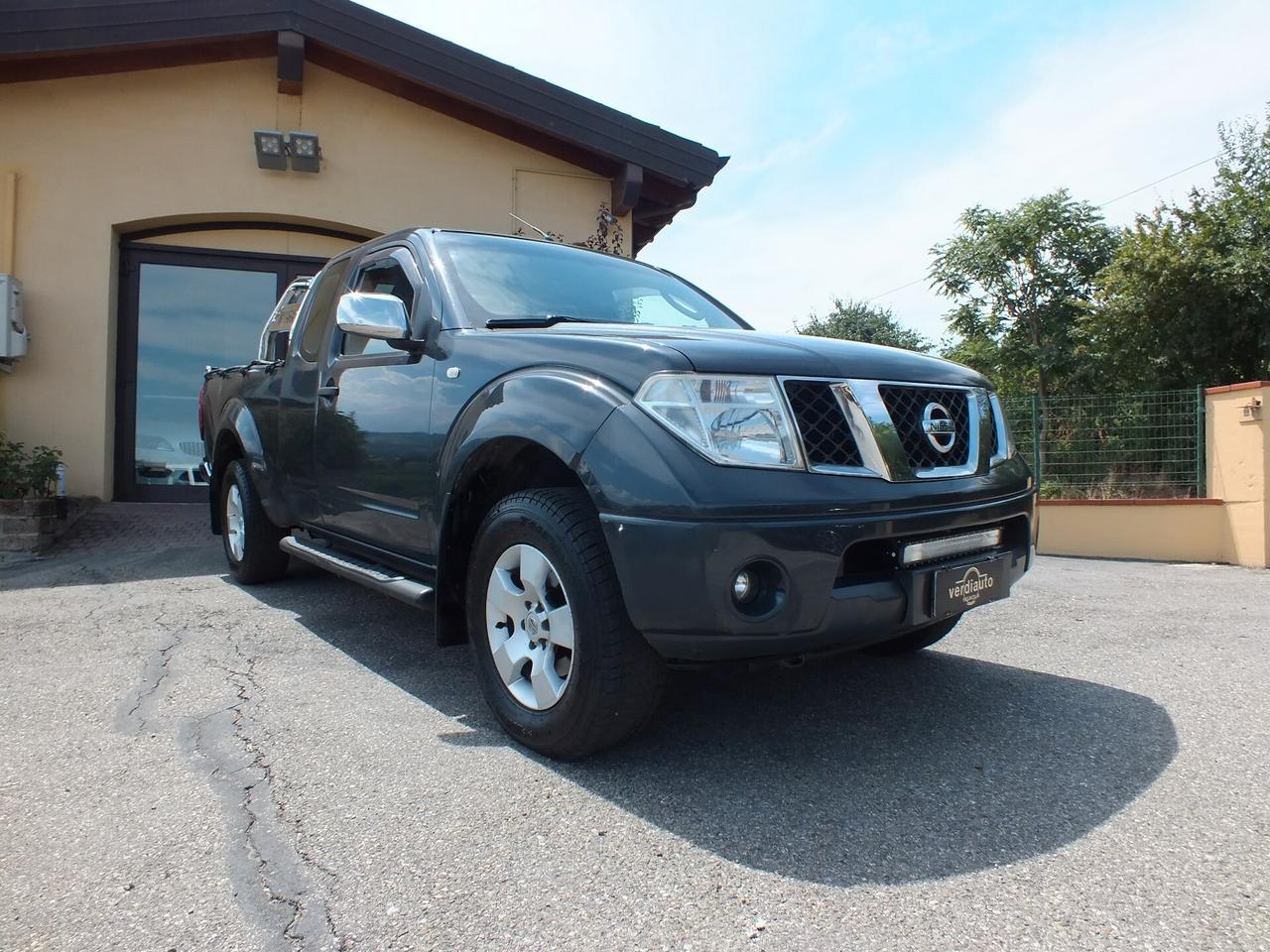 NISSAN NAVARA 2.5 DCI 175 CV KING CAB 4 POSTI