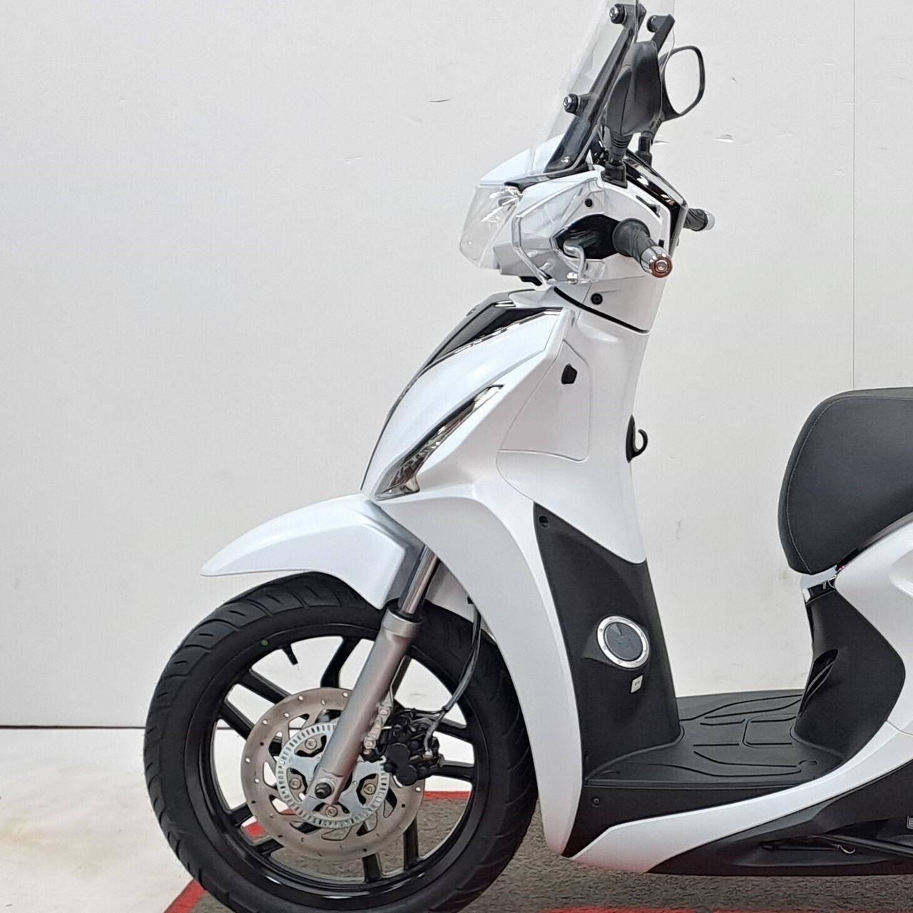 Kymco People S 200 SOLO 77 euro/MESE