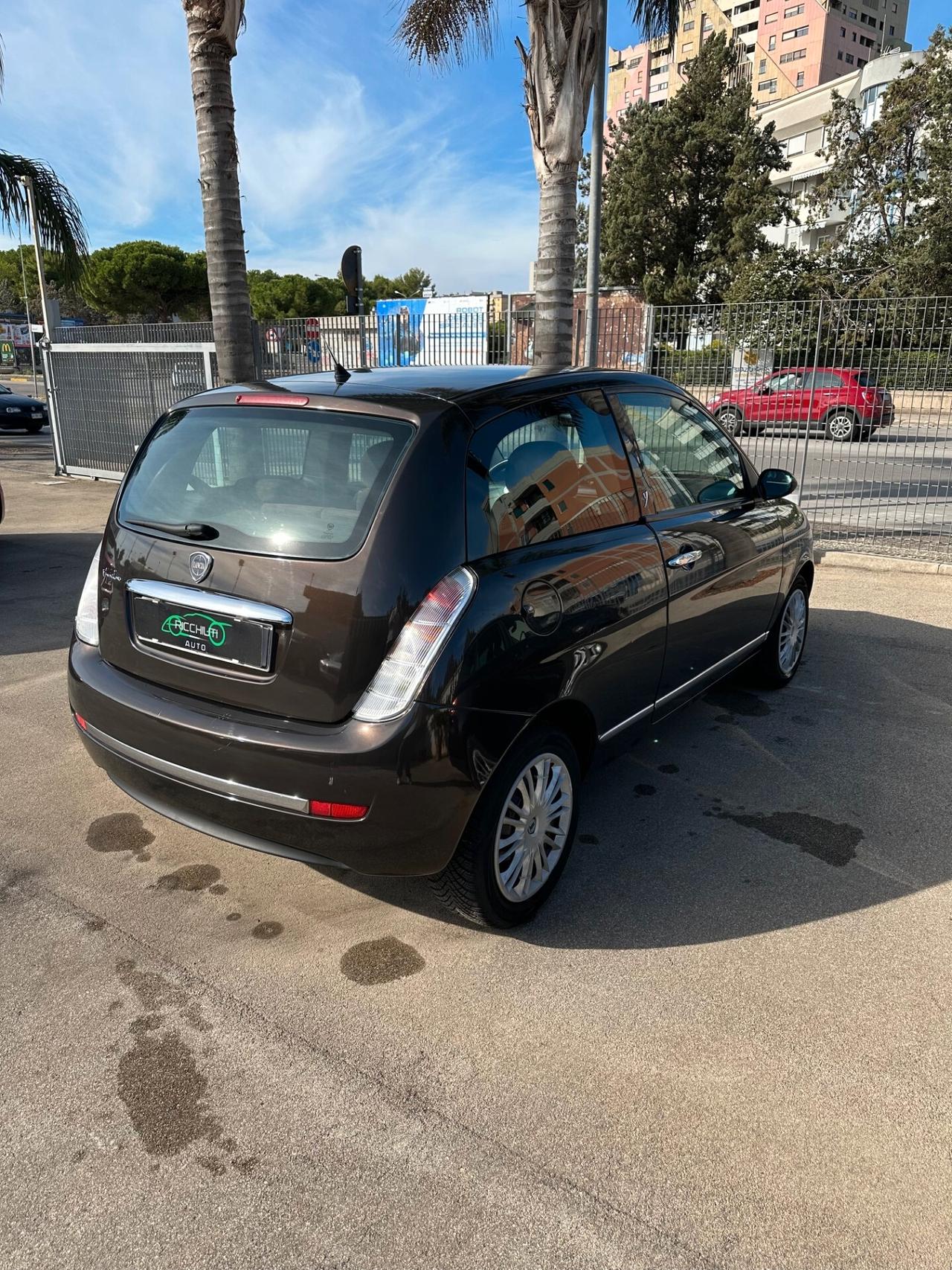 LANCIA YPSILON 1.2 BENZINA 2007 OK NEOPATENTATI