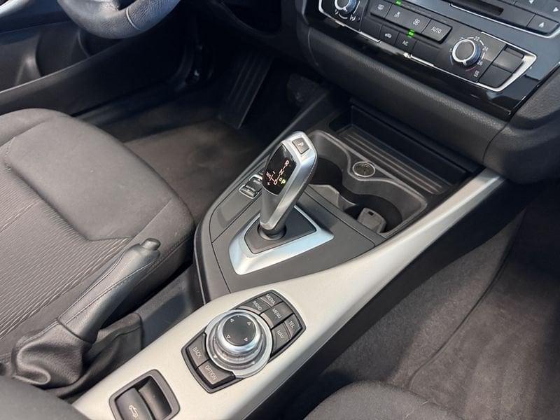 BMW Serie 2 218d Advantage