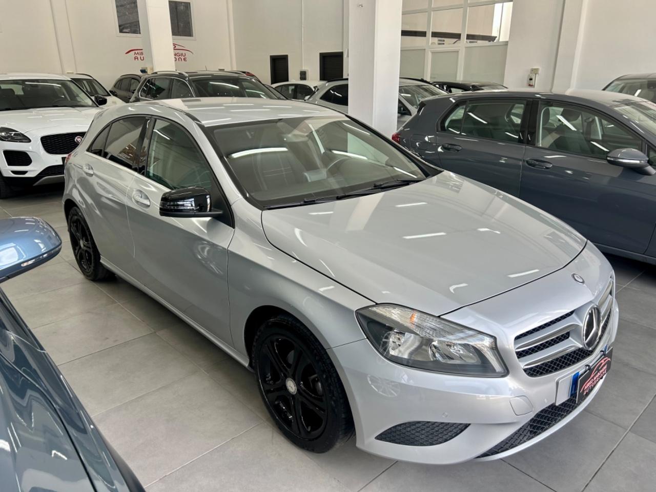 Mercedes CLASSE A 180 d Sport FINANZIABILE