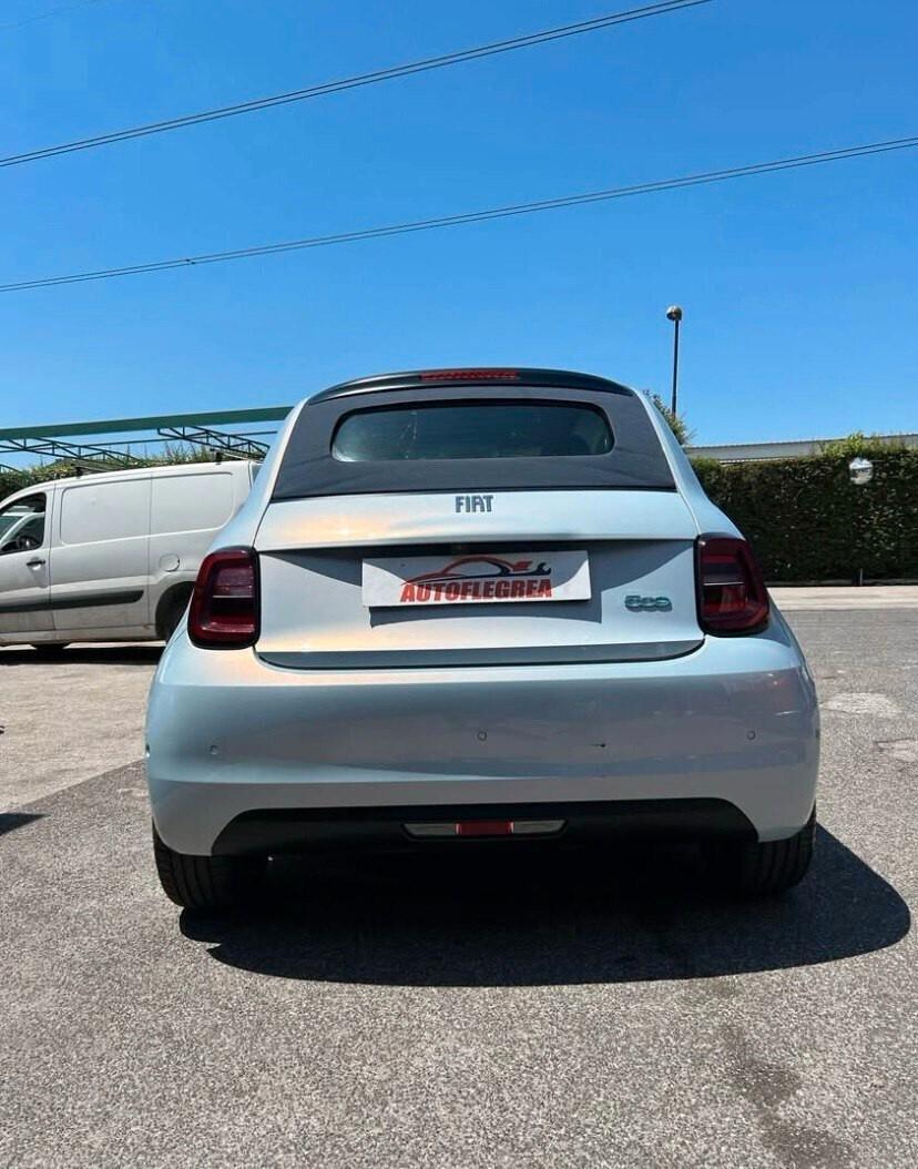 Fiat 500 500e Cabrio 42 kWh La Prima