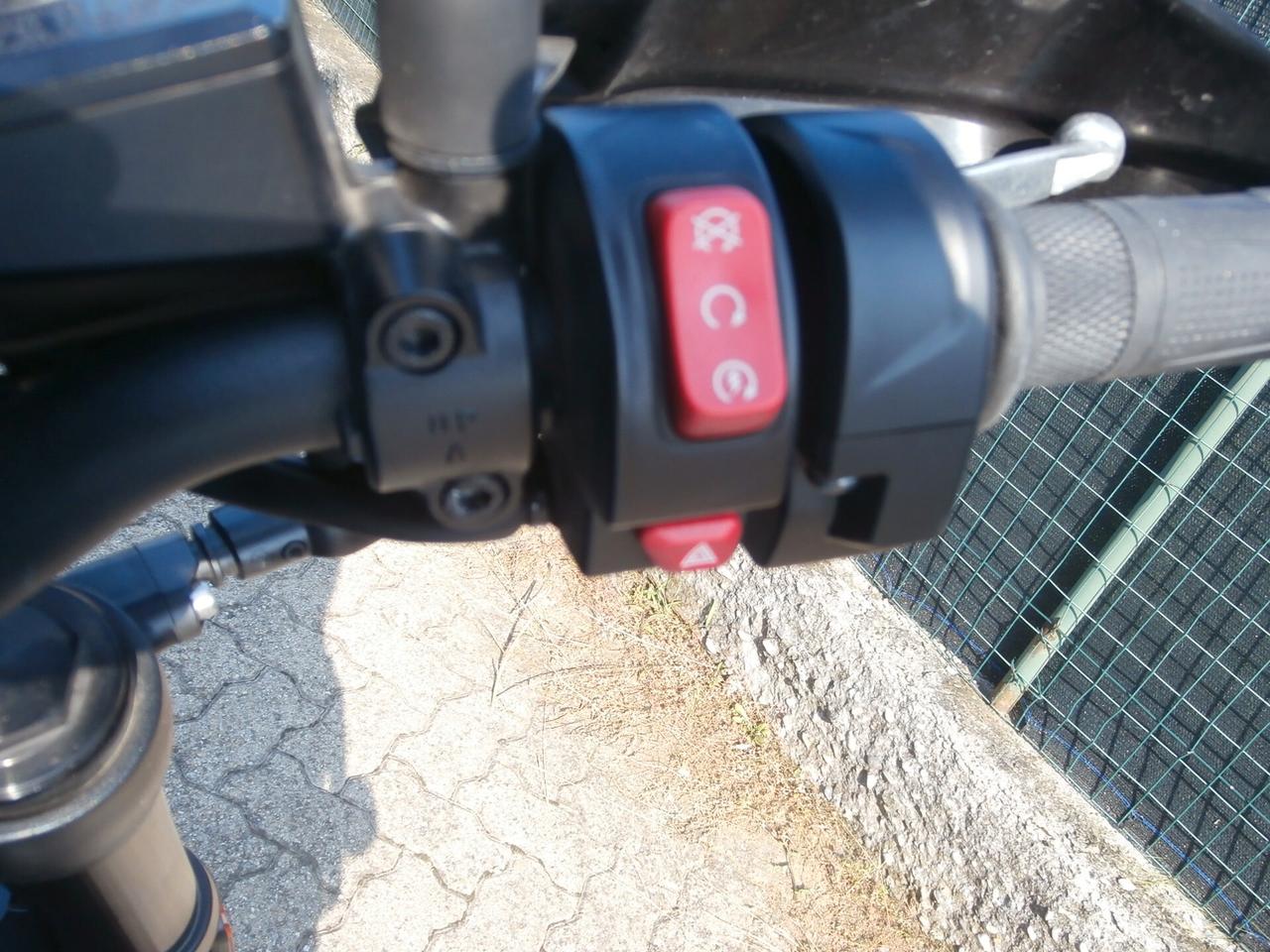 Triumph Trident 660 del 2021 DEPOTENZIATA compreso trapasso-tagliando-garanzia