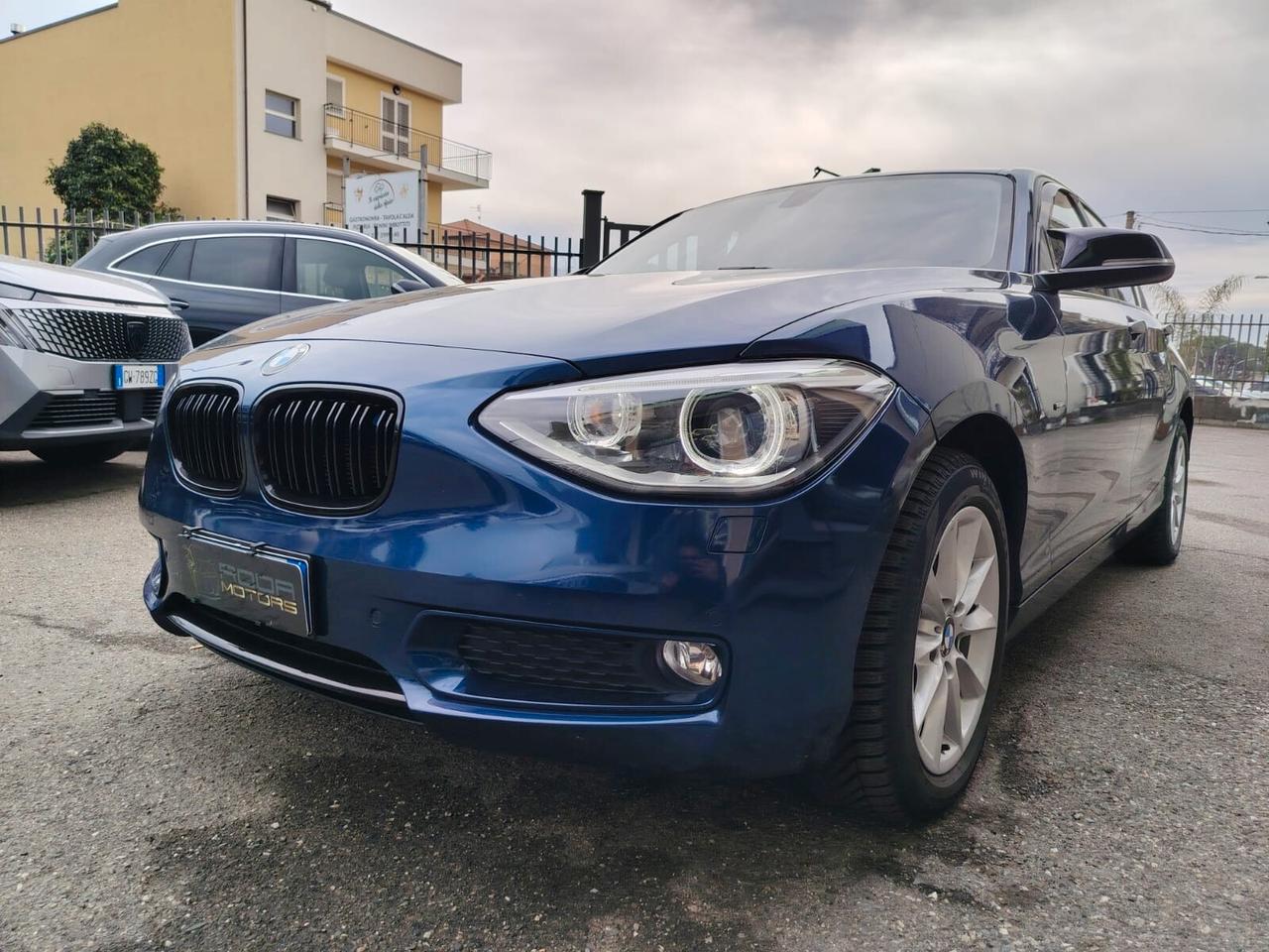 Bmw 120d xDrive 5p. Urban