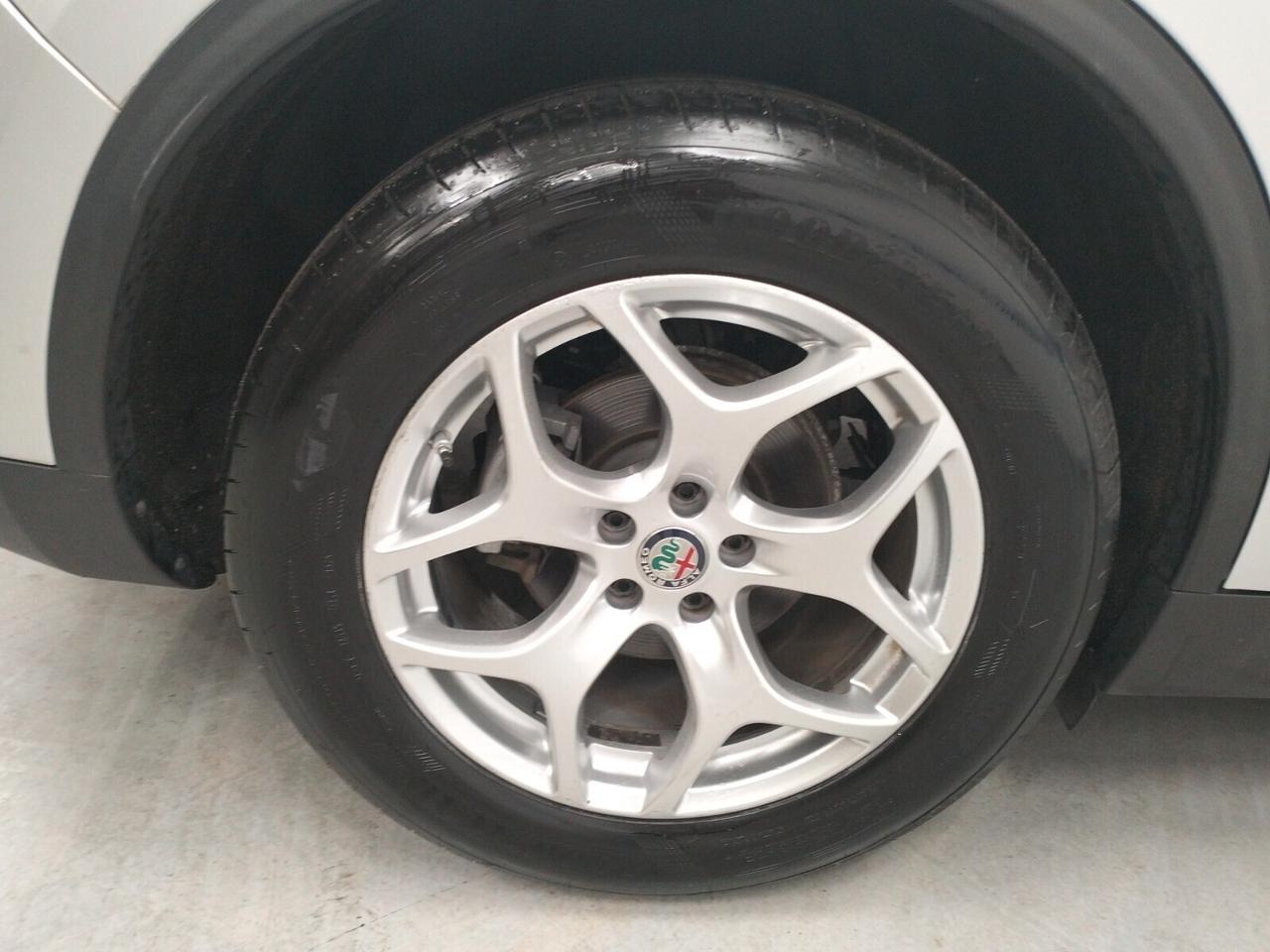 Alfa Romeo Stelvio 2.2 Turbodiesel 190 CV AT8 Q4 Business