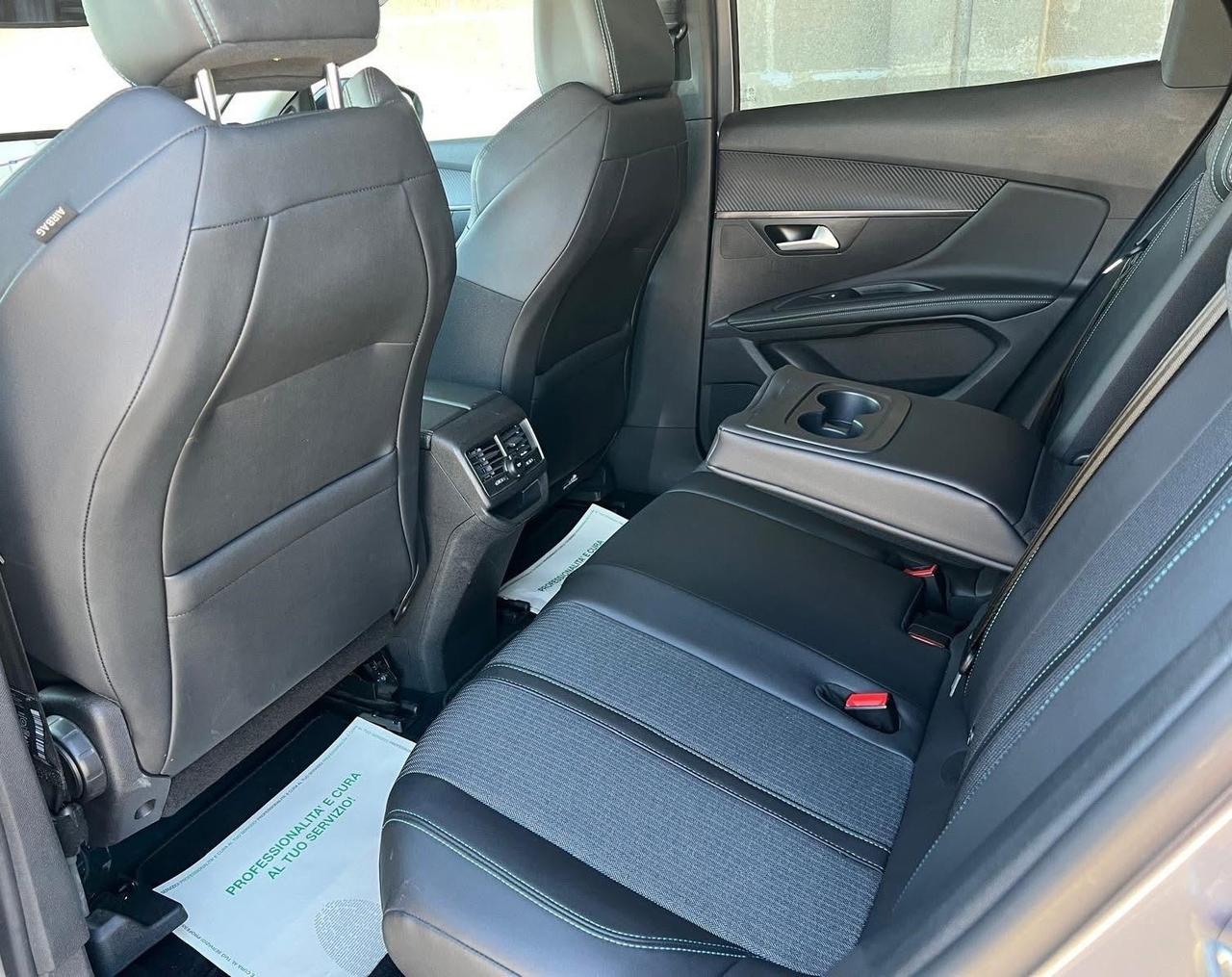 Peugeot 3008 HDi 130 EAT8 Allure Pack