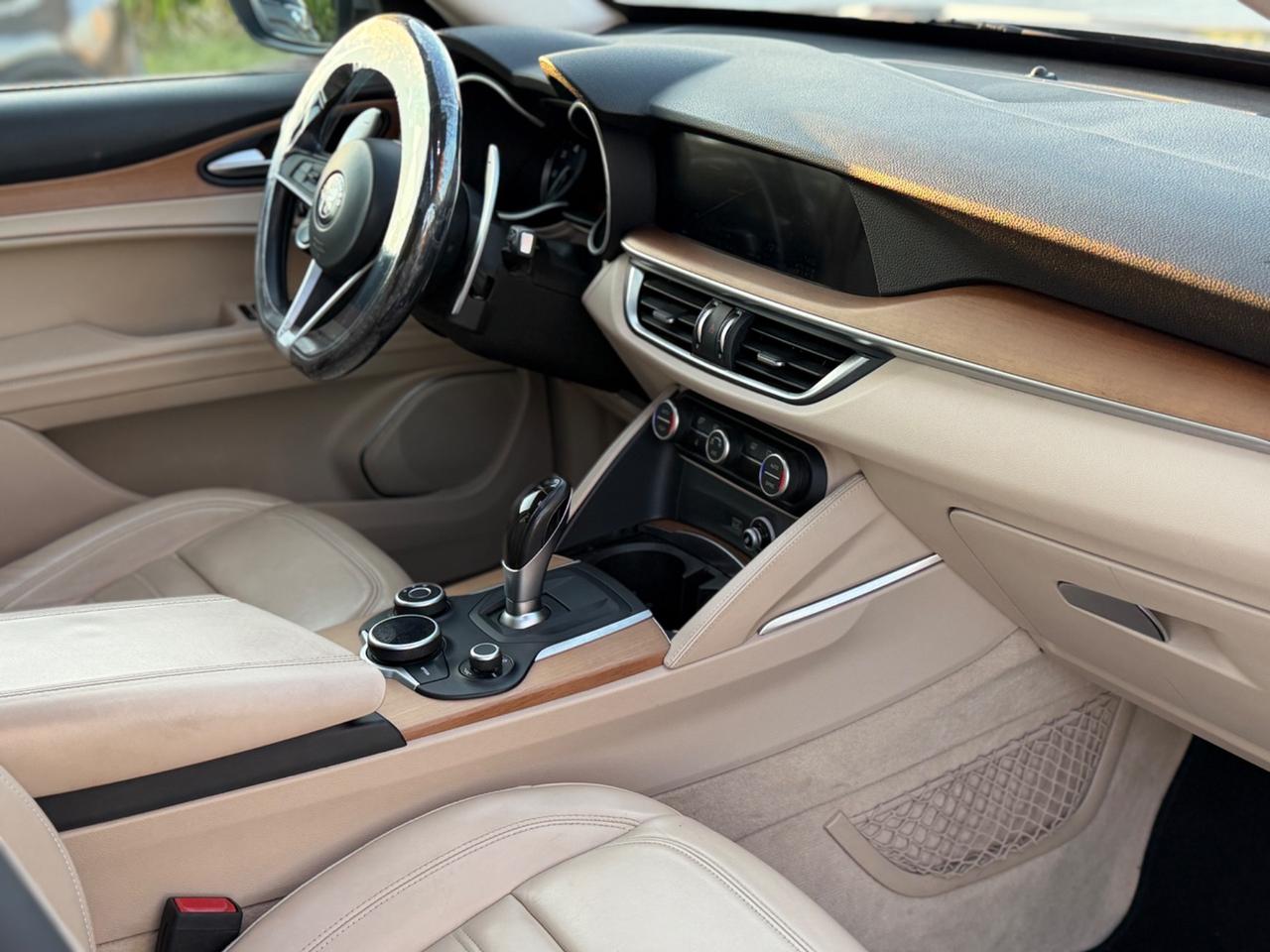 Stelvio 2.2 210 Tetto Garanzia Strafull Unica Perfetta
