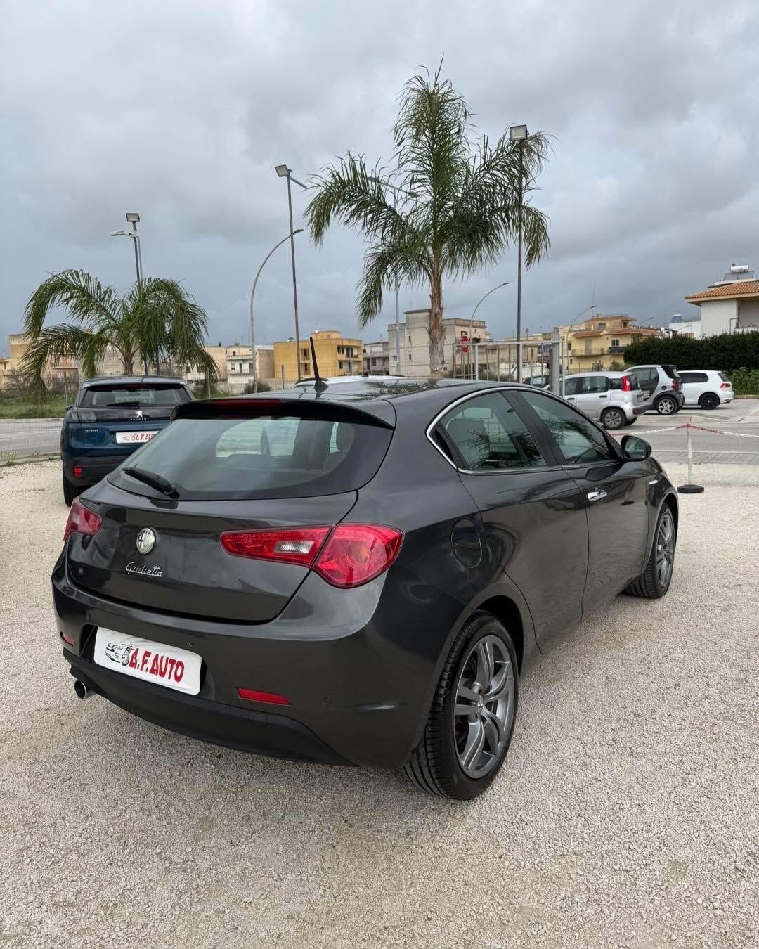 Alfa Romeo Giulietta 1.6 JTDm-2 105 CV Distinctive