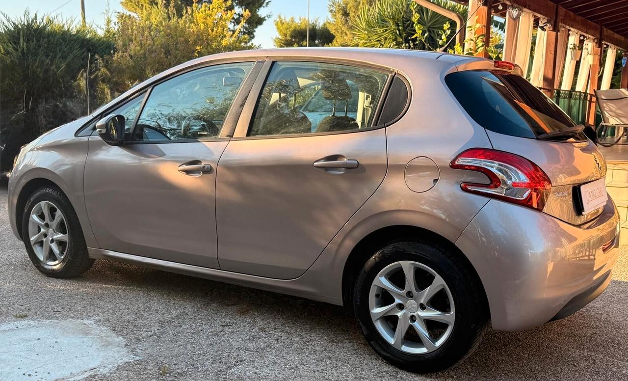 Peugeot 208 1.2 VTi 82 CV 5 porte Allure COME NUOVA