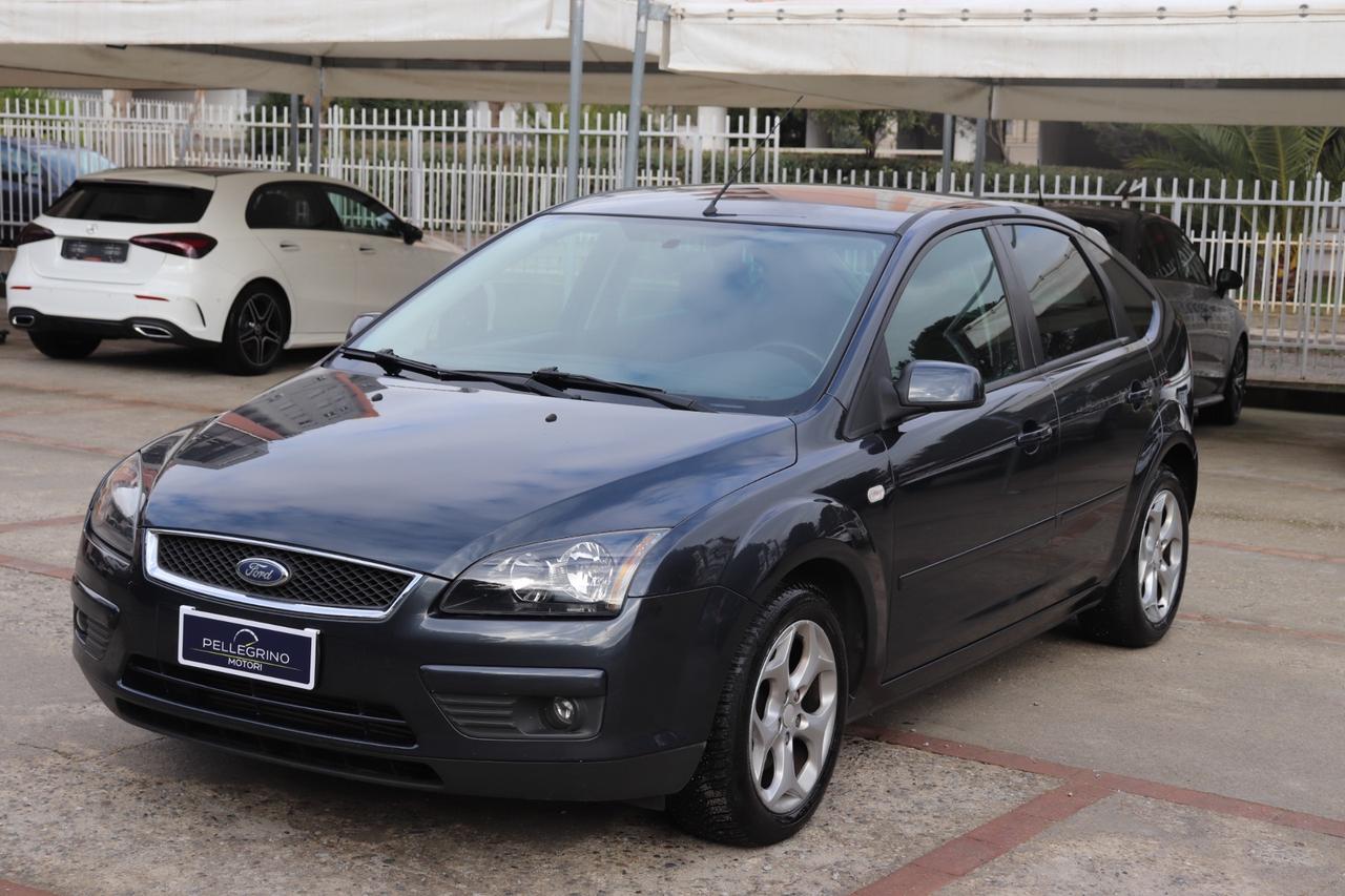 Ford Focus CC Focus C-Max 1.6 TDCi (90CV) Ghia