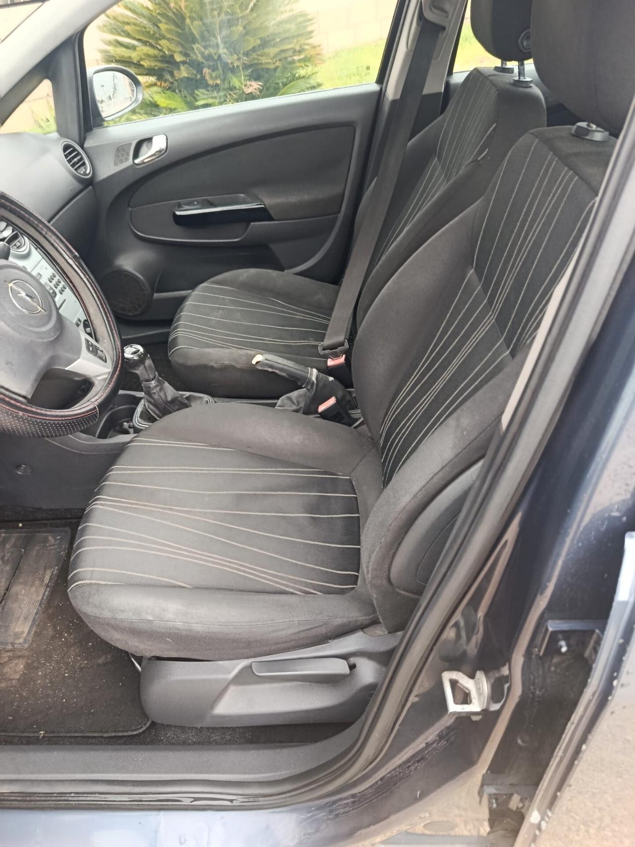 Opel Corsa 1.300 DIESEL 5 porte
