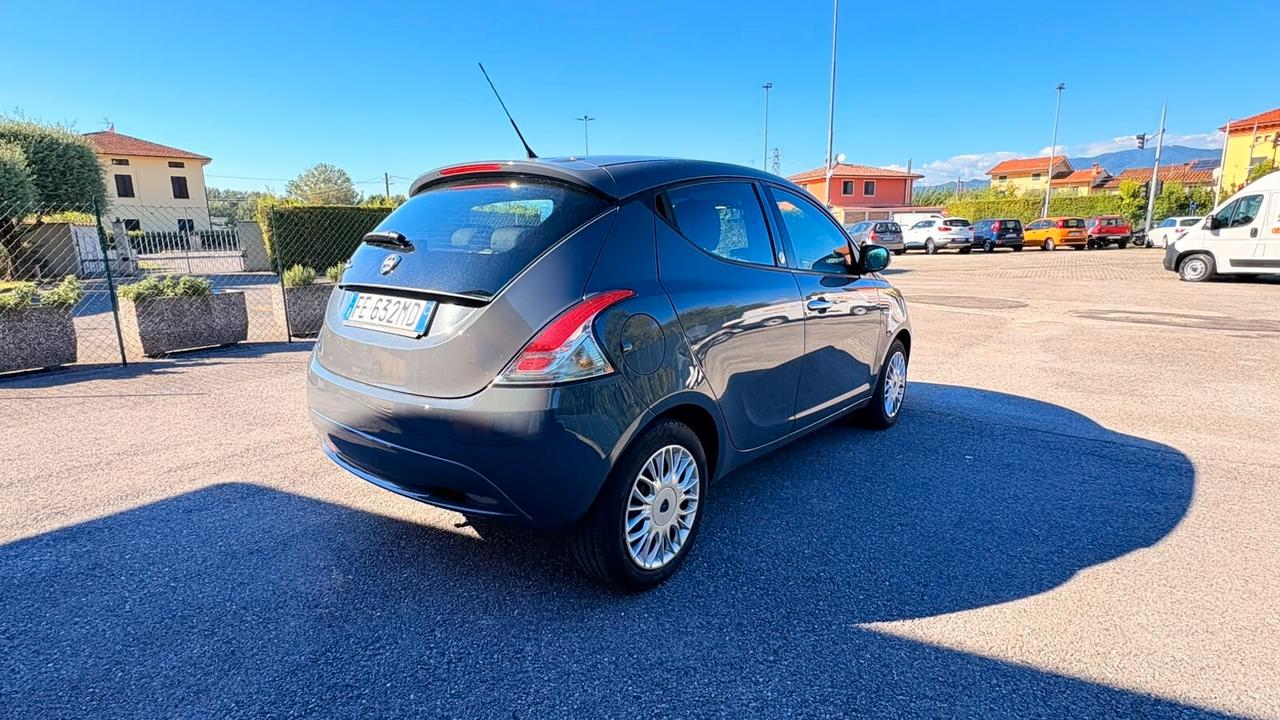 Lancia Ypsilon 1.2 69 CV 5 porte GPL Ecochic Gold