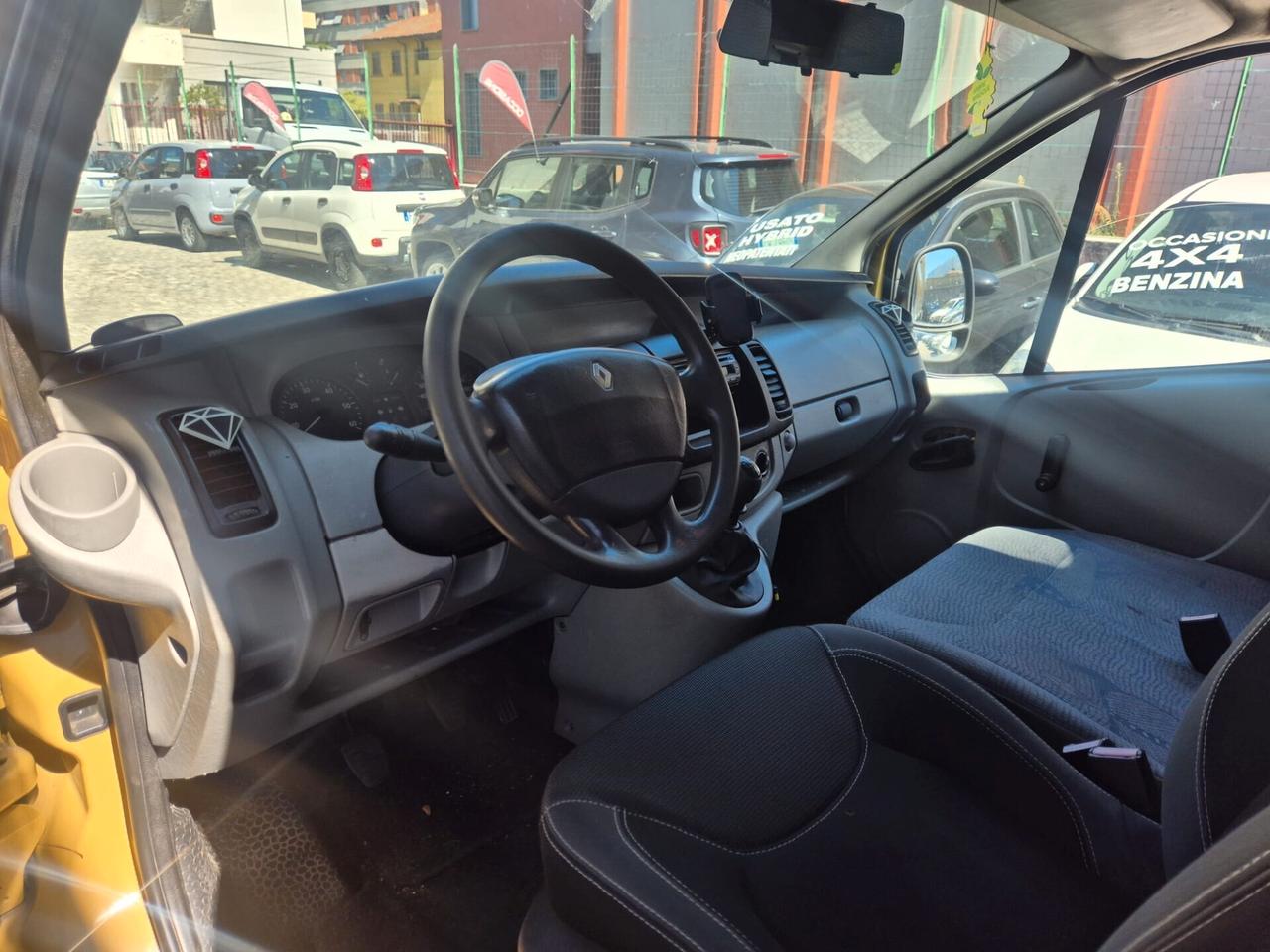 Renault Trafic T29 1.9 dCi 80CV PL