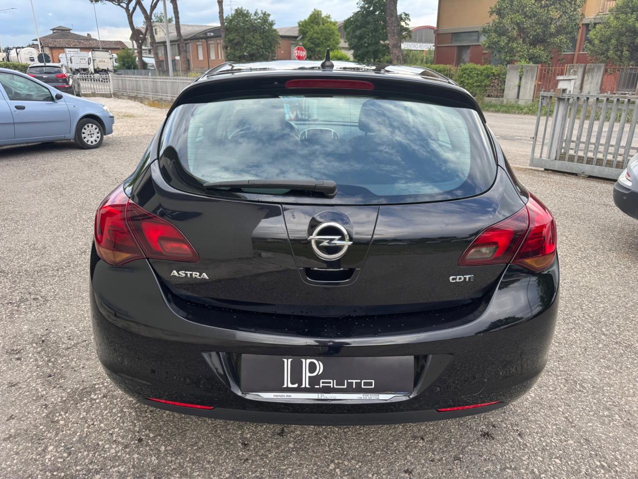 Opel Astra 1.7 CDTI 110CV 5 porte Cosmo