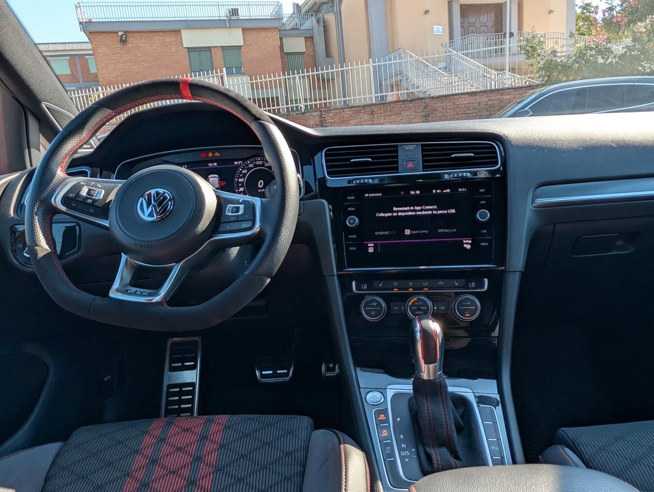 Volkswagen Golf GTI 2.0 TSI TCR DSG 5p. BlueMotion Technology